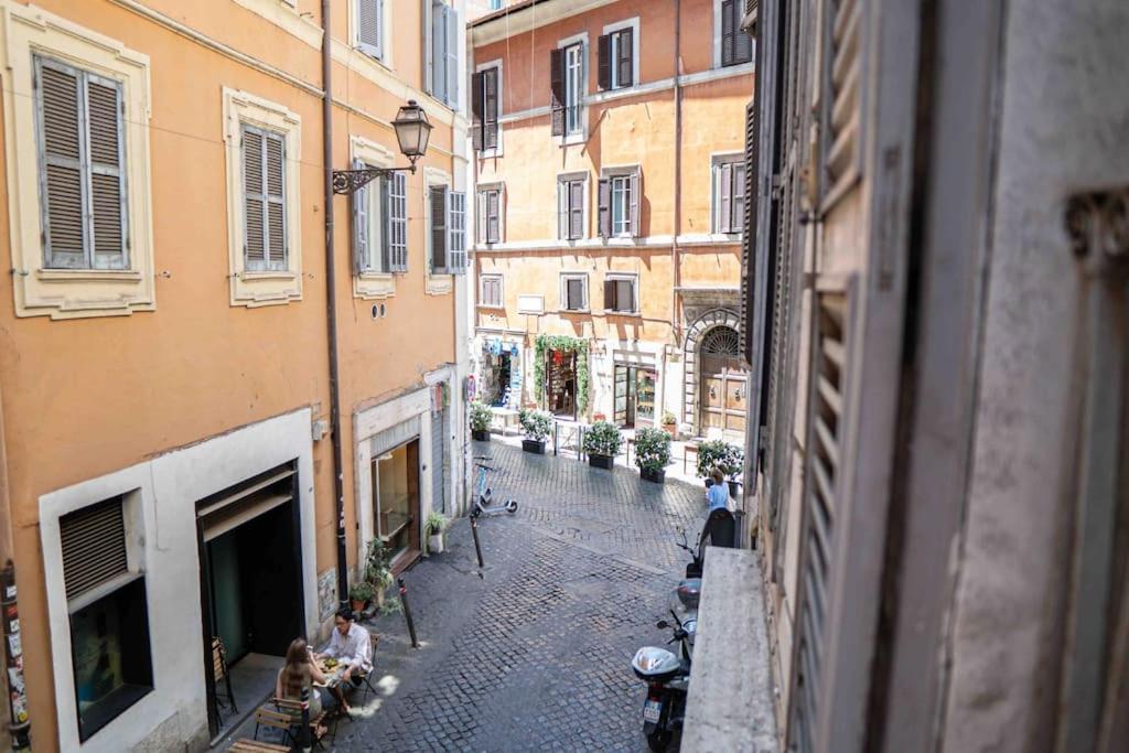 Anna'S Crazy Place — Photos 1